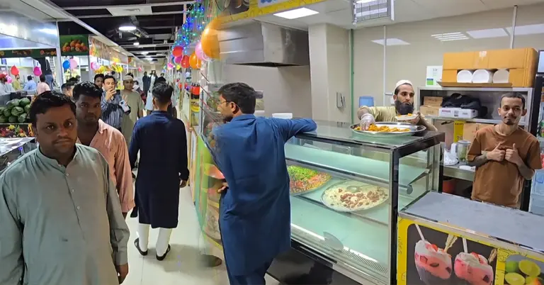 ভিসা জটিলতায় বাড়ছে আমিরাত প্রবাসীদের বেকারত্ব